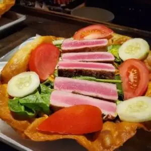 Seared Tuna Salad